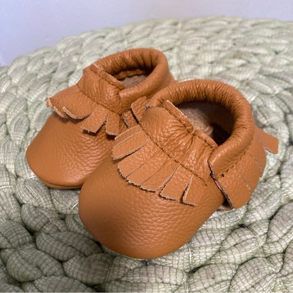 NEW BirdRock Baby Ginger Tan Leather Boho Newborn Baby Moccasins Shoes
